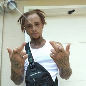 Meet your Posher, Chuck